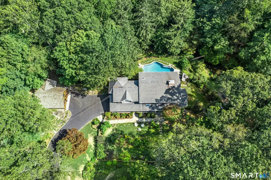 15 Queens Lane, Darien, CT 06820 - #2