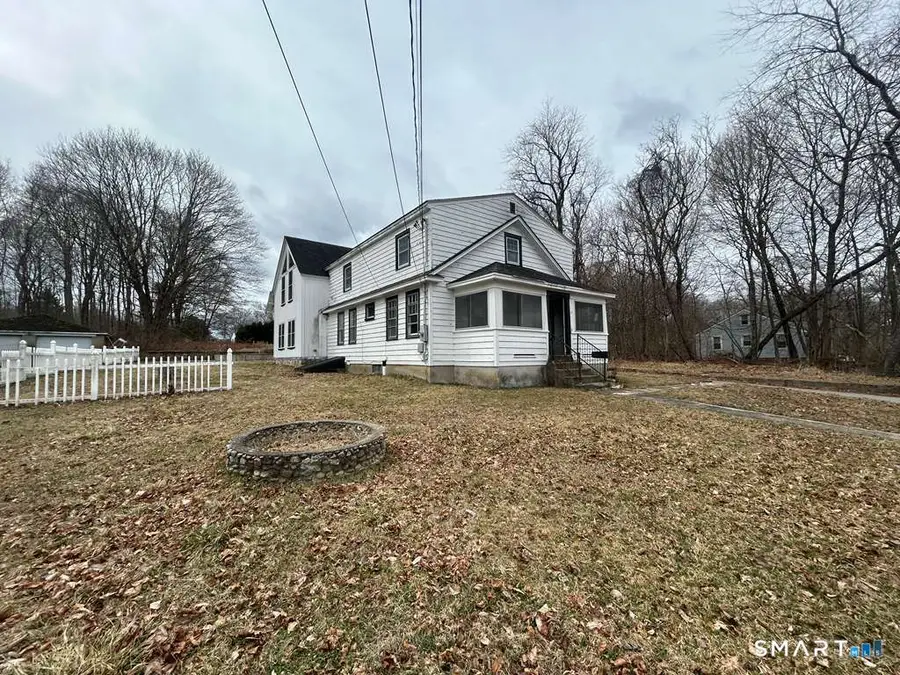 17 Comstock Avenue, Quaker Hill, CT 06382 - #3