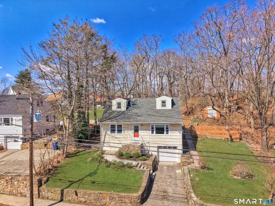 360 Vincellette Street, Bridgeport, CT 06606 - #2