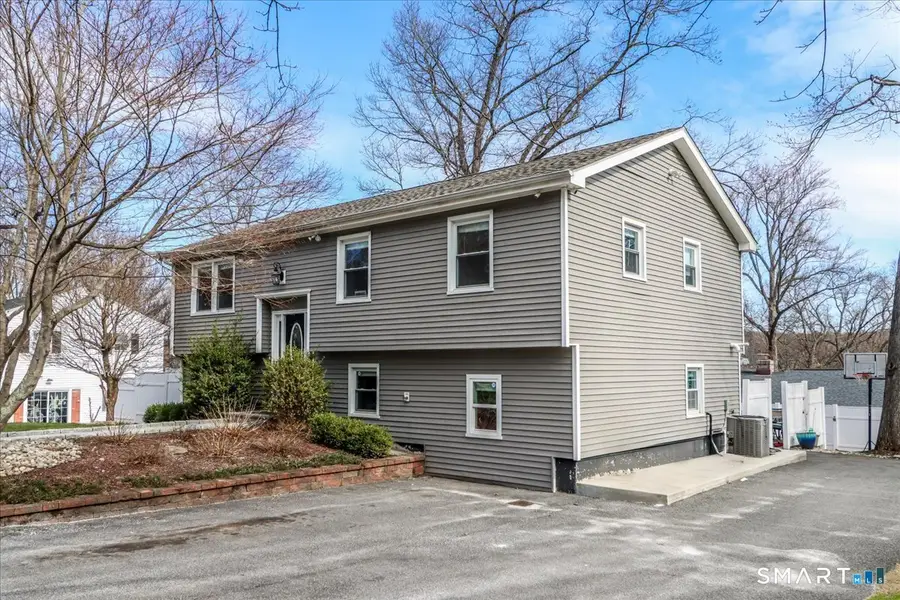 3 Ken Oaks Drive, Danbury, CT 06810 - #3