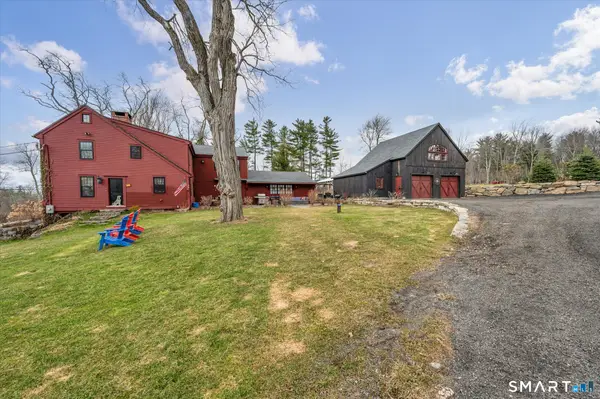 566 Maple Street, Litchfield, CT 06759