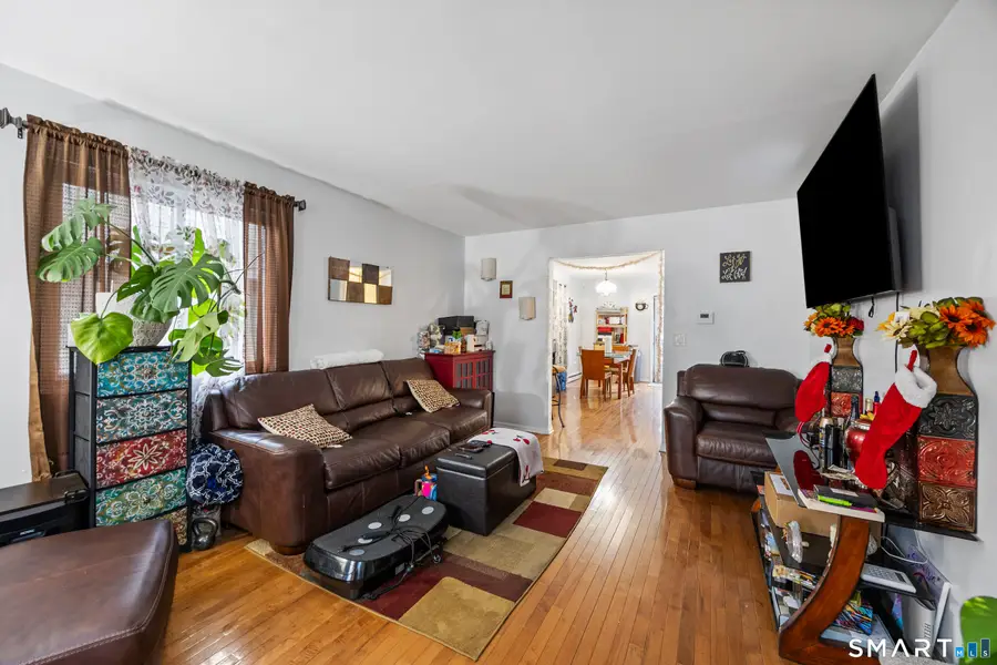 105 Pond Street, Bridgeport, CT 06606 - #3