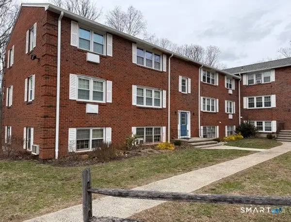 39 Briarwood Lane #A, Branford, CT 06405