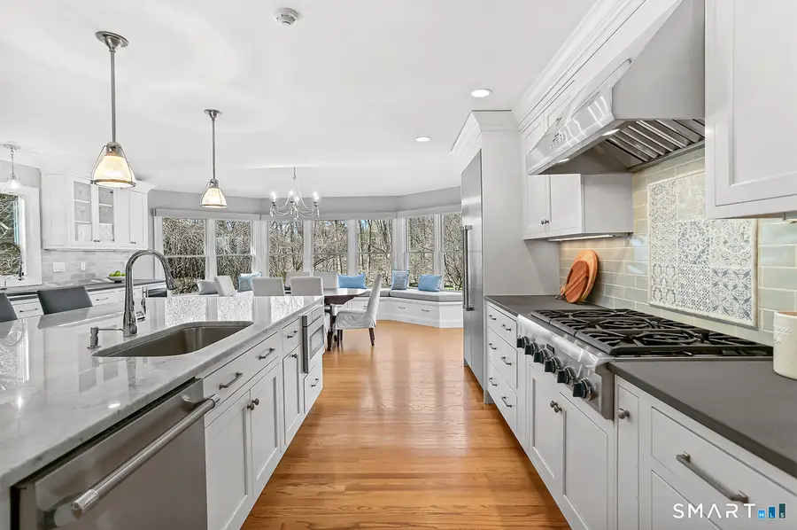 757 Galloping Hill Road, Fairfield, CT 06824 - #3