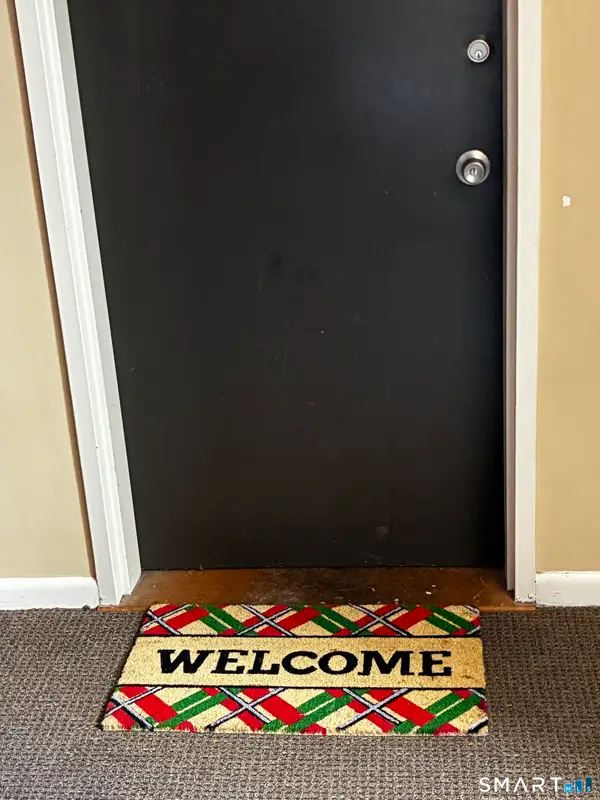 175 Mill Pond Road #201, Hamden, CT 06514