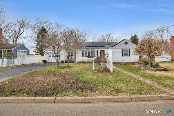 69 Denison Road, Middletown, CT 06457