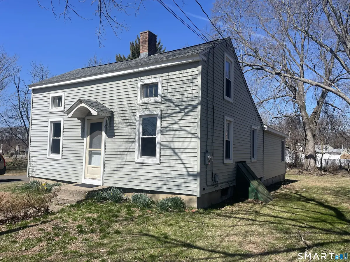 4 Pleasant Street, East Windsor, CT 06088 - #1