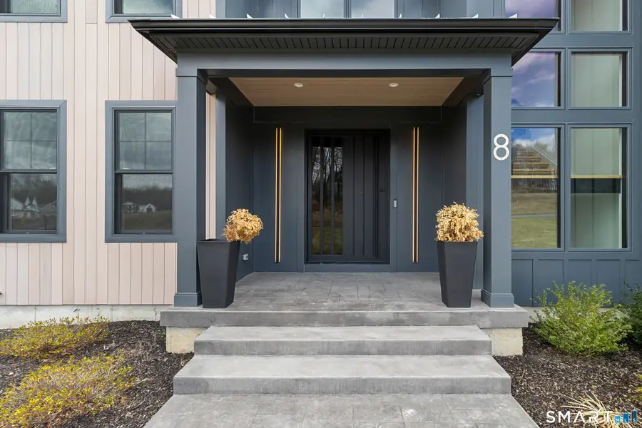 8 Holly Lane, Newtown, CT 06482 - #3