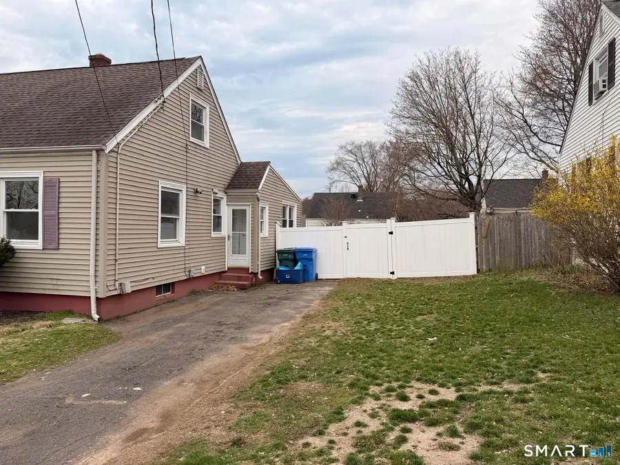 44 Lynmoor Place, Hamden, CT 06517 - #3