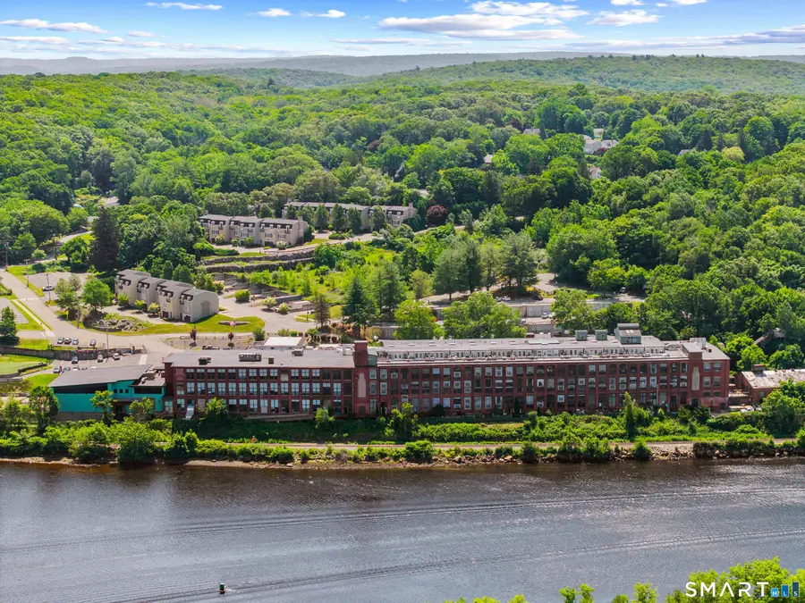 68 Thermos Avenue #215B, Norwich, CT 06360 - #2