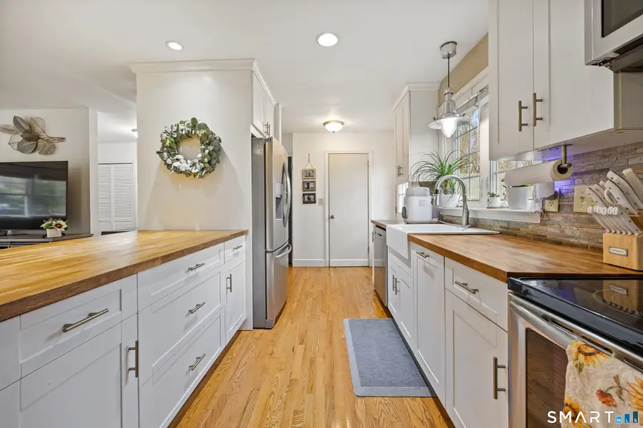 22 Beach Park Road, Clinton, CT 06413 - #3