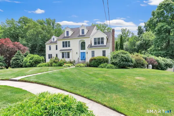 65 Arrowwood Place, Stratford, CT 06614