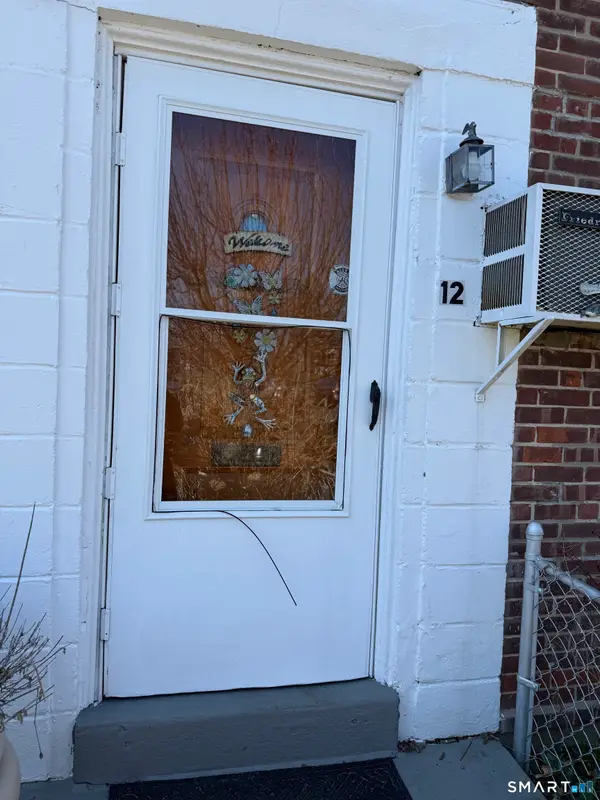 12 Court C Court #Bdlg 61, Bridgeport, CT 06610