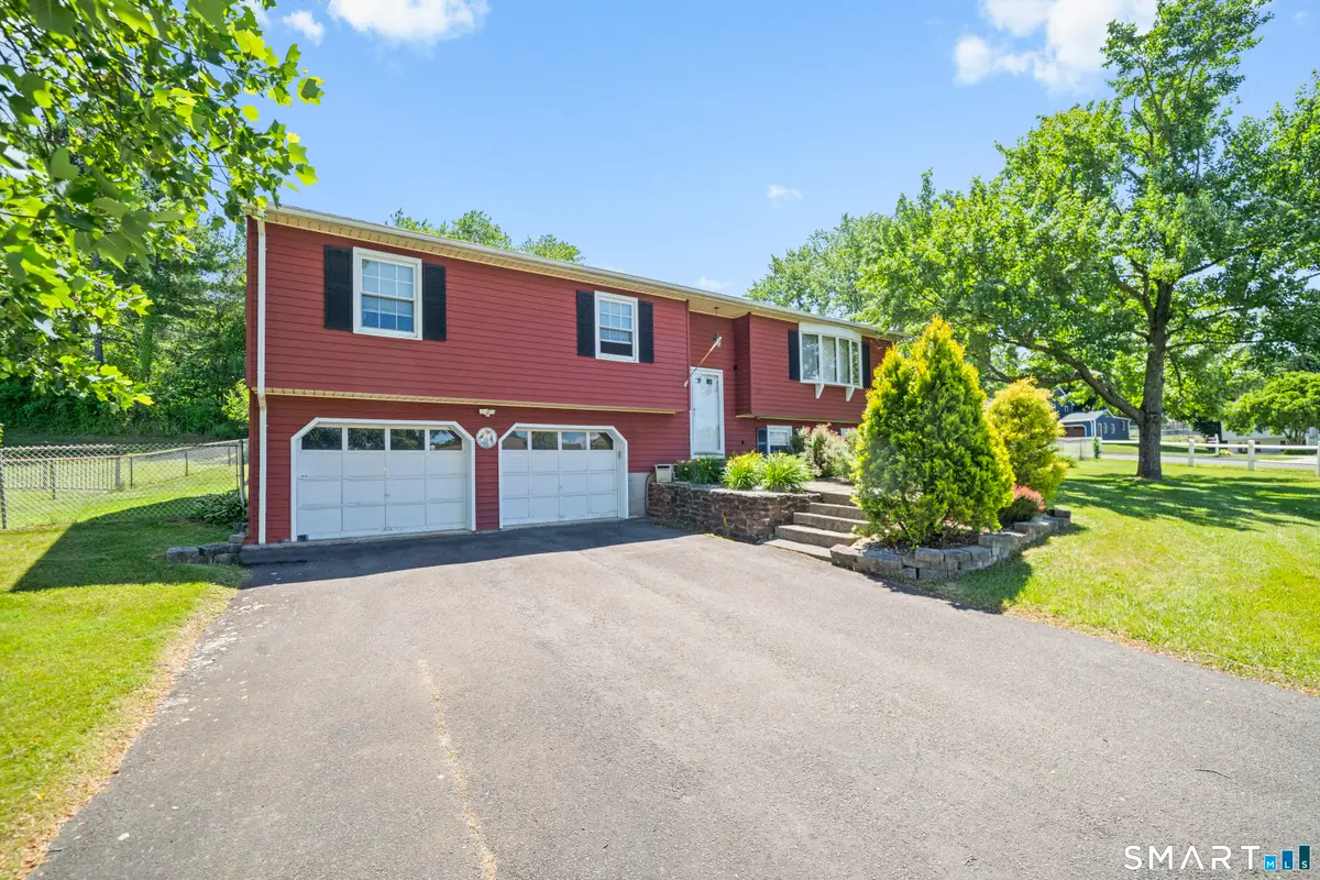 55 Hacienda Circle, Plantsville, CT 06479 - #1