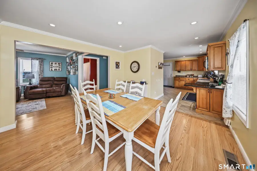 18 Putnam Street, Bristol, CT 06010 - #3