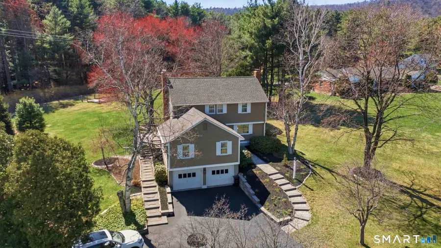 3 Lenora Drive, West Simsbury, CT 06092 - #2