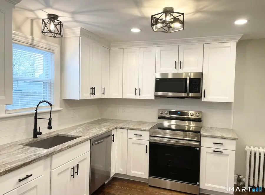 9 Bank Street, Hamden, CT 06514 - #3