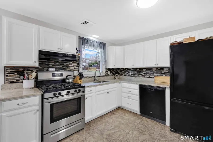 41 Clover Lane, East Hartford, CT 06118 - #2