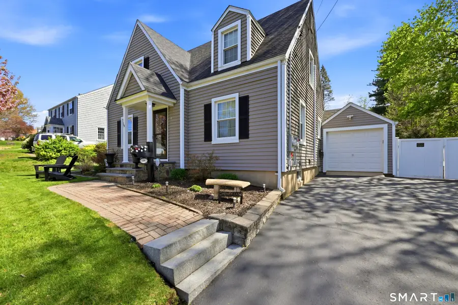 19 Cheney Lane, Newington, CT 06111 - #2