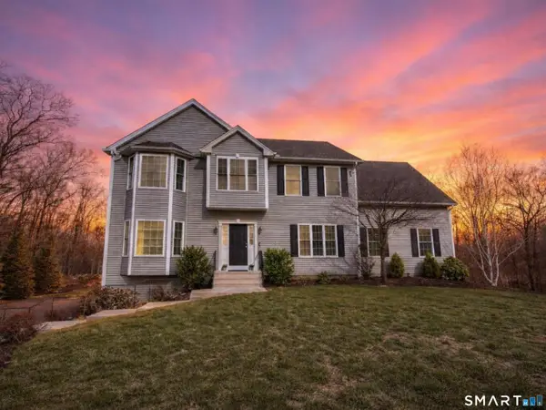 7 Jet Brook Road, Newtown, CT 06470