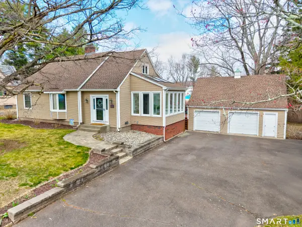 21 Weymouth Road, Enfield, CT 06082