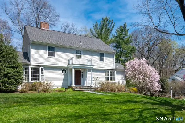 10 Queens Lane, Darien, CT 06820