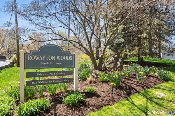 32 Rowayton Woods Drive #32, Norwalk, CT 06854