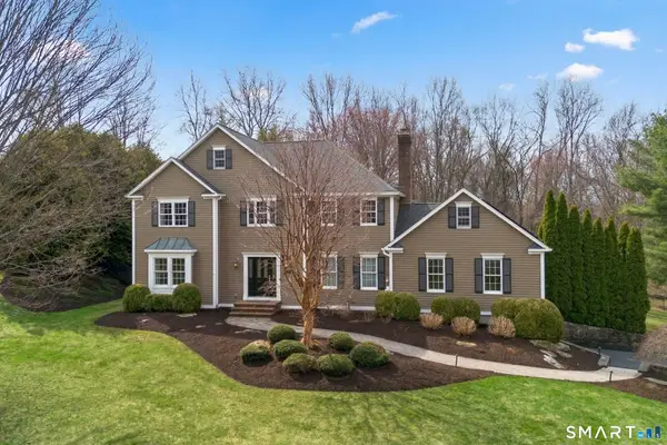 16 Shadowood Lane, Trumbull, CT 06611