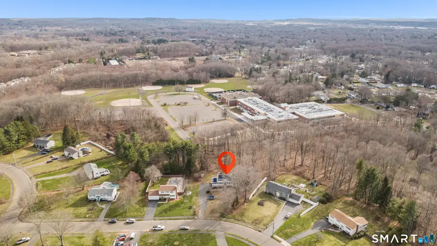 31 Coach Drive, North Haven, CT 06473 - #3