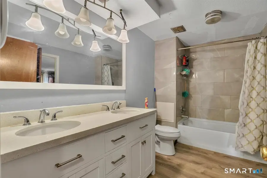59 Gordon Lane, East Hartford, CT 06118 - #3