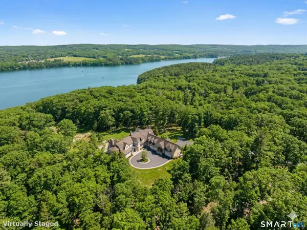 5 Viewpoint Lane, Ellington, CT 06029