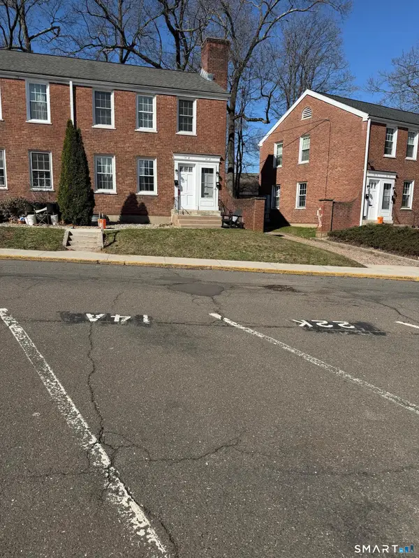 14 Garden Drive #A, Manchester, CT 06040