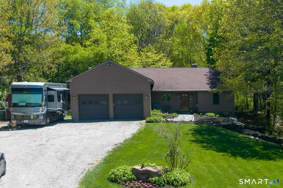 123 Round Hill Road, Middletown, CT 06457 - #3