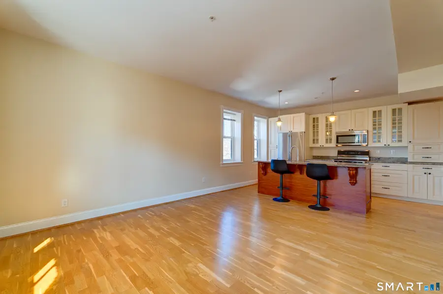 629 Chapel Street #4A, New Haven, CT 06511 - #3