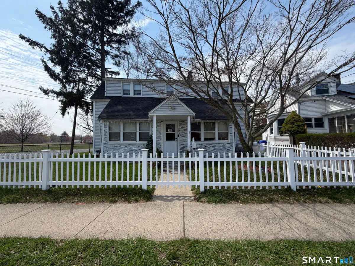 207 Main Street, East Hartford, CT 06118 - #1