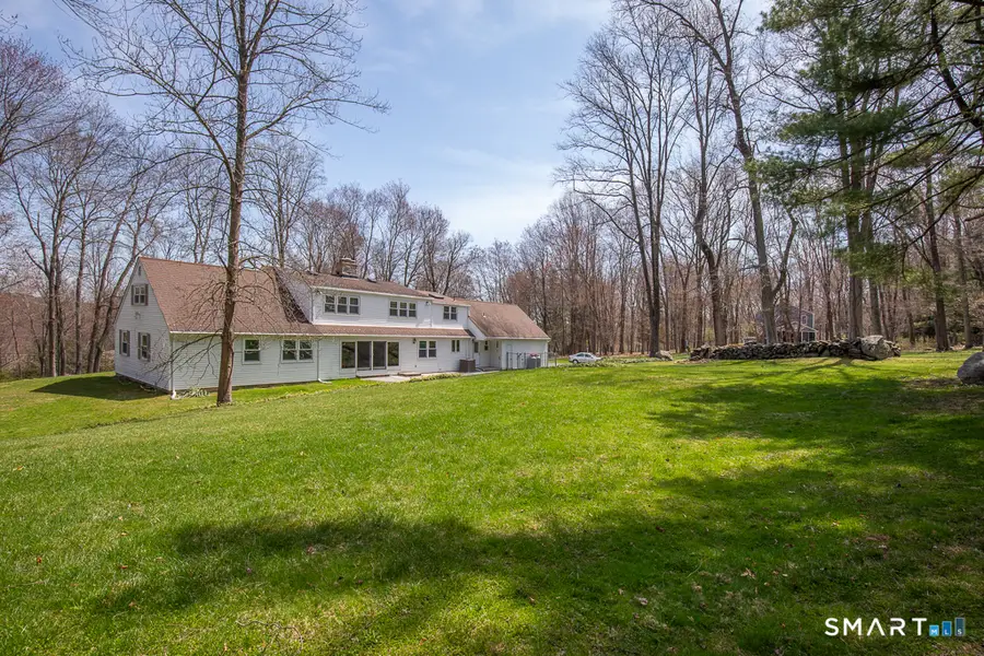 10 Edgehill Drive, Woodbridge, CT 06525 - #2