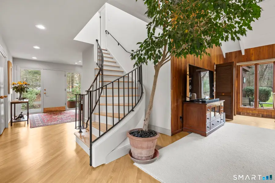 81 Deer Run Road, Woodbridge, CT 06525 - #3