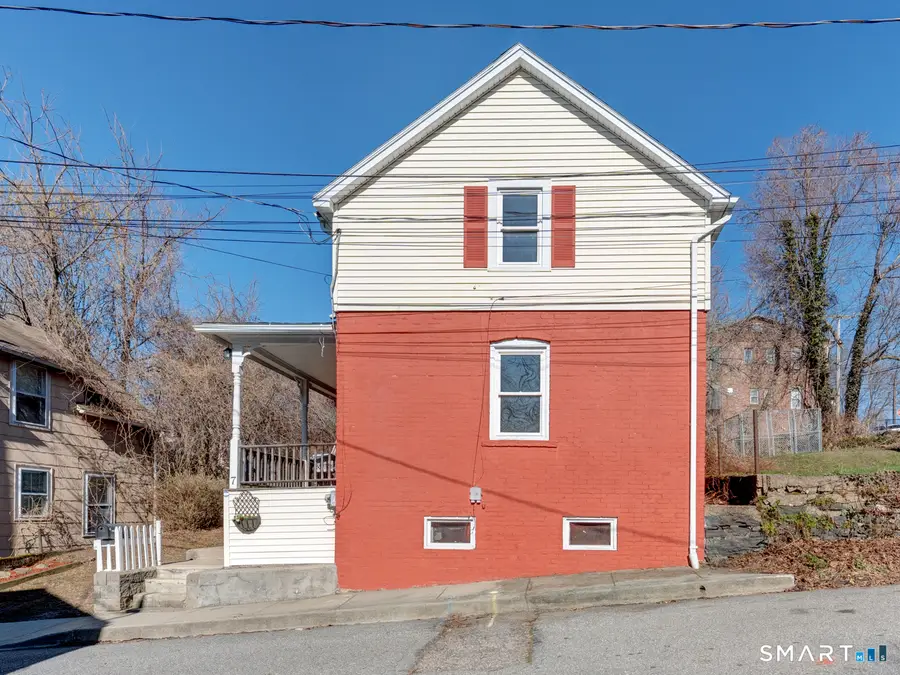 7 Rose Street, Norwich, CT 06360 - #3