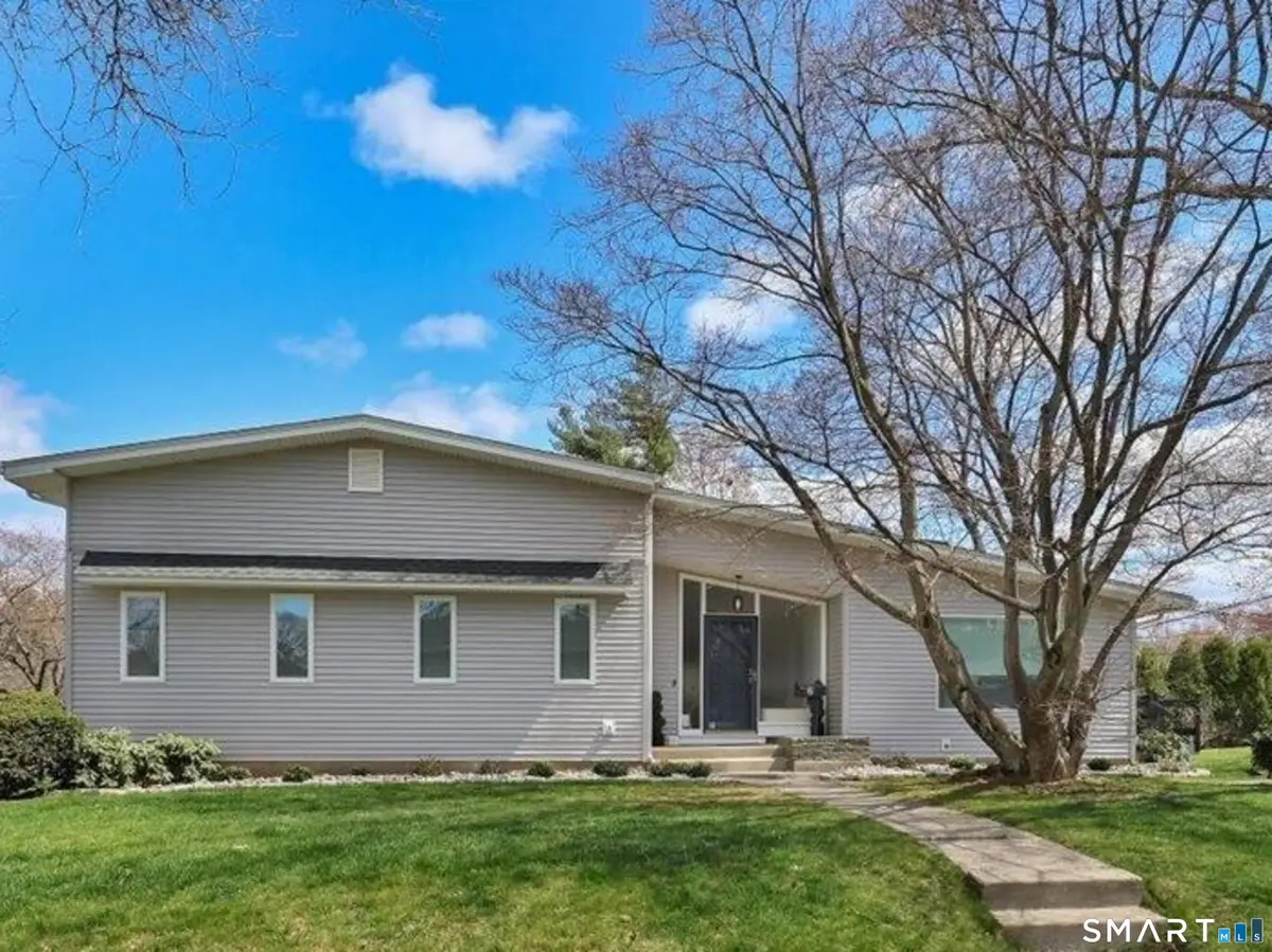 2 Cascade Road, West Hartford, CT 06117 - #1