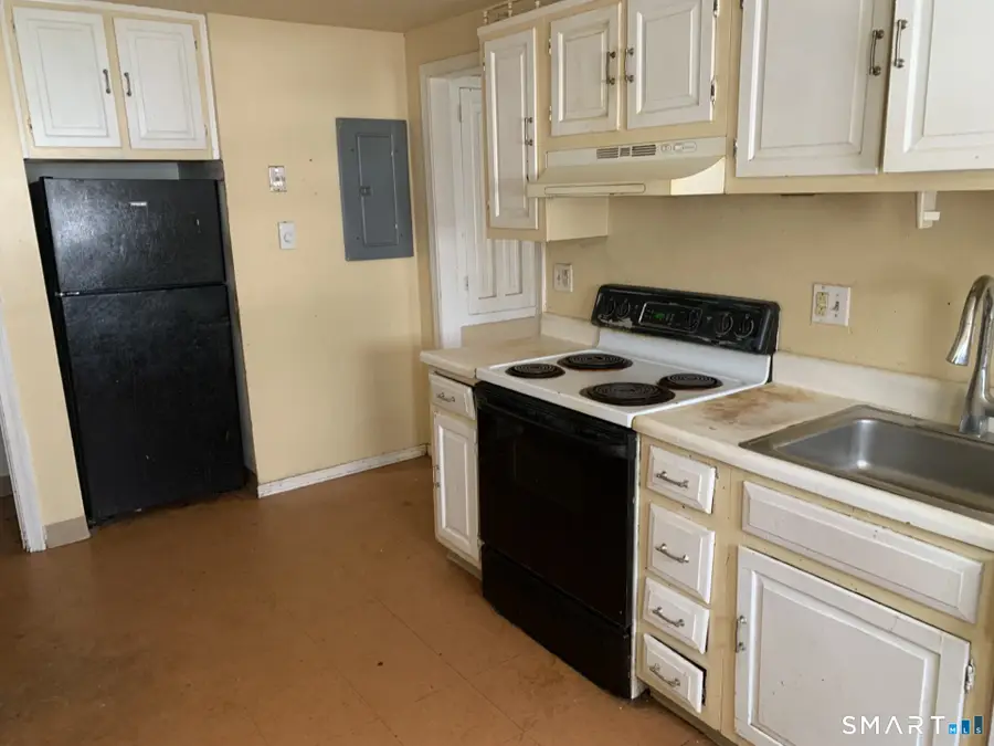 7 Davis Street #2, Danbury, CT 06810 - #3