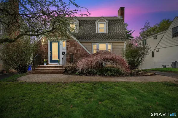 81 Meadowbrook Road, West Hartford, CT 06107