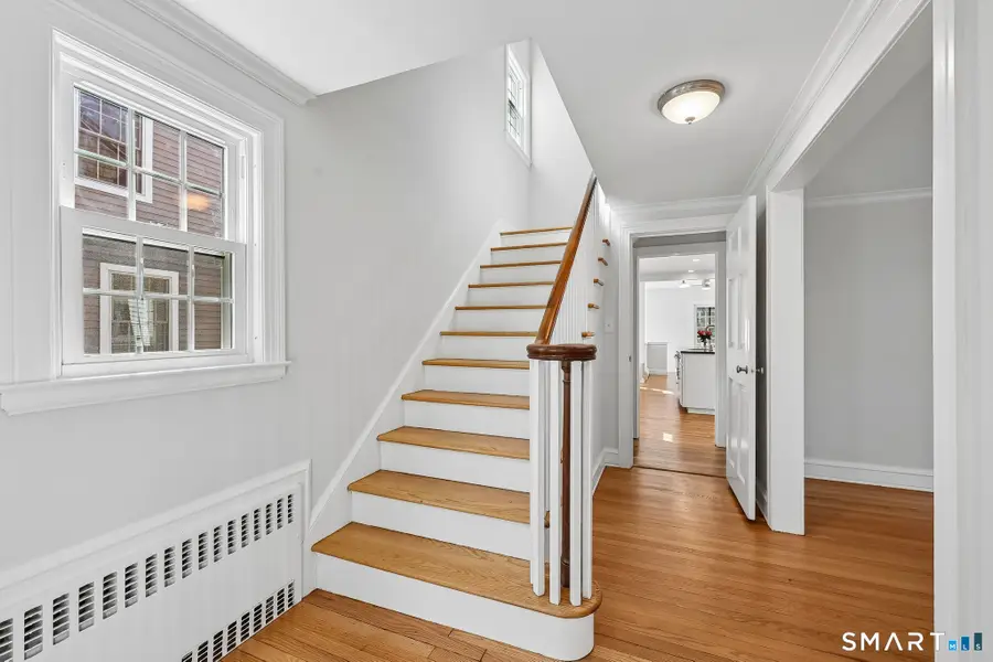 81 Meadowbrook Road, West Hartford, CT 06107 - #3