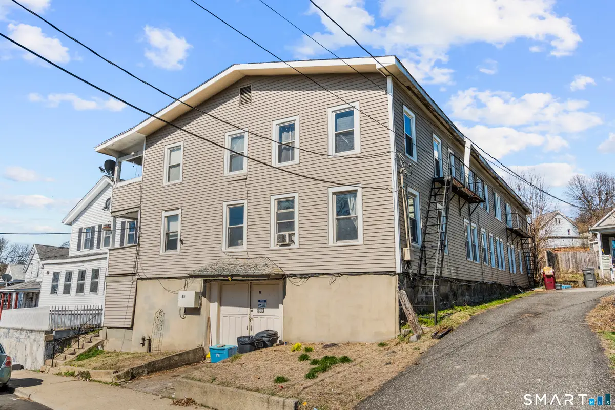 32 Greenwood Street, Naugatuck, CT 06770 - #1