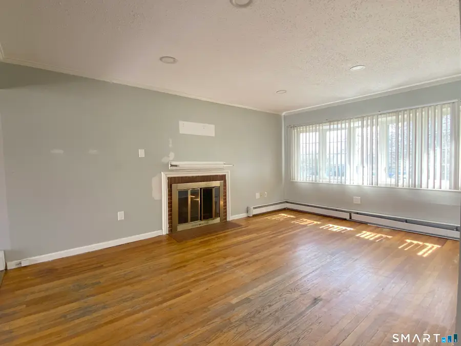 18 Reservoir Road, Newington, CT 06111 - #3