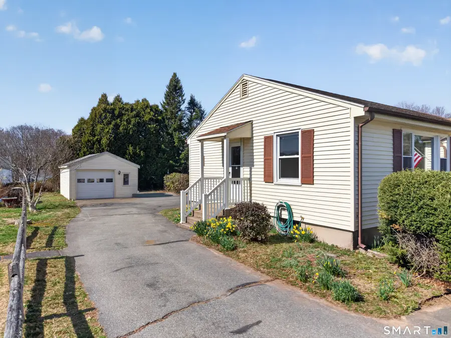 6 Cedar Street, Waterford, CT 06385 - #3