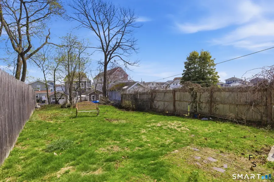 32 Lawrence Avenue, Milford, CT 06460 - #3