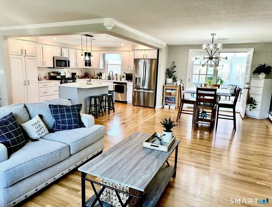 8 Cynthia Court, Branford, CT 06405 - #2