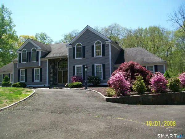 5 Cranberry Lane, Shelton, CT 06484