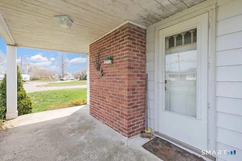 206 Crown Street, Stratford, CT 06615 - #2