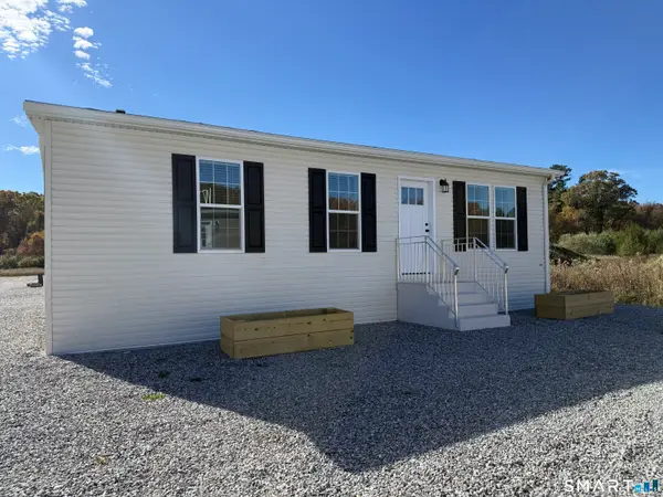 #8, 421 Norwich Westerly Road, North Stonington, CT 06359